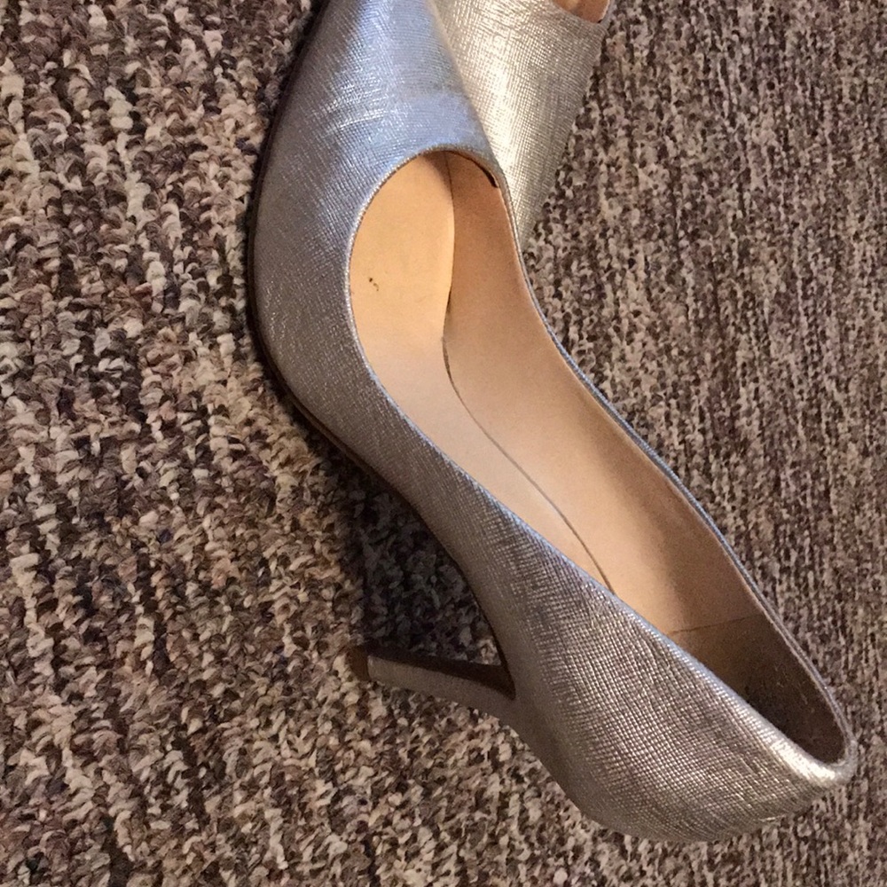 Nine West silver heels - Picture 4 of 9